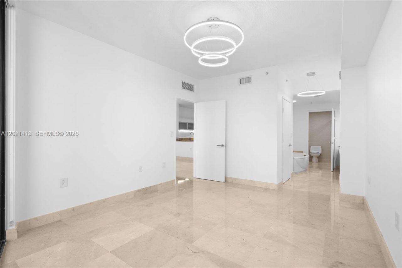 16275 Collins Ave , Unit 1703, Sunny Isles Beach, FL 33160 Photo