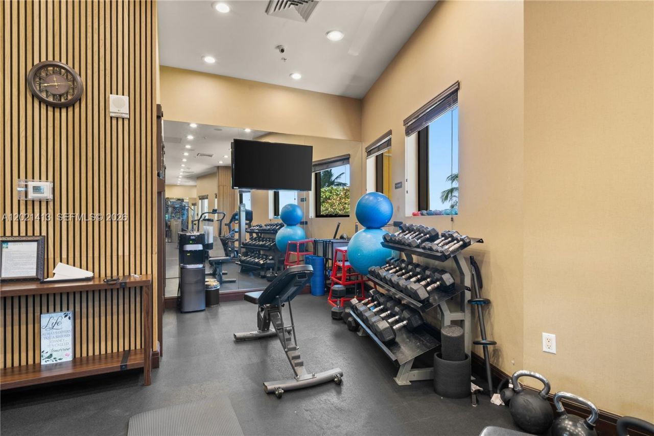 16275 Collins Ave , Unit 1703, Sunny Isles Beach, FL 33160 Photo
