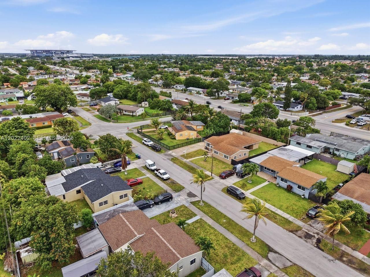 1081 NW 198th St , Miami Gardens, FL 33169 Photo