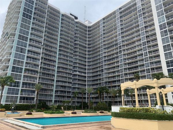 7601 E Treasure Dr , Unit 2104, North Bay Village, FL 33141