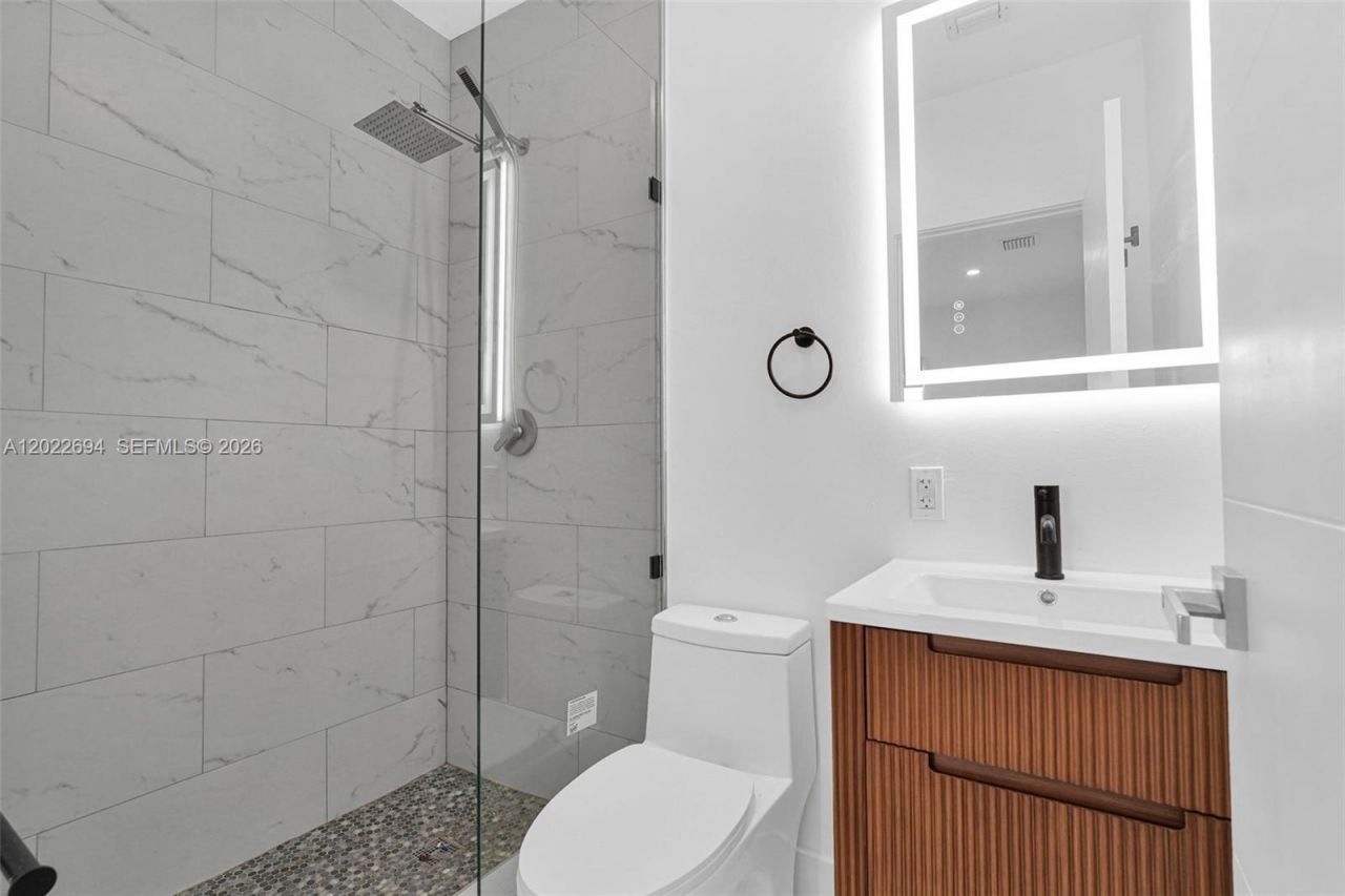 19 NE 48th St , Unit 1, Miami, FL 33137 Photo