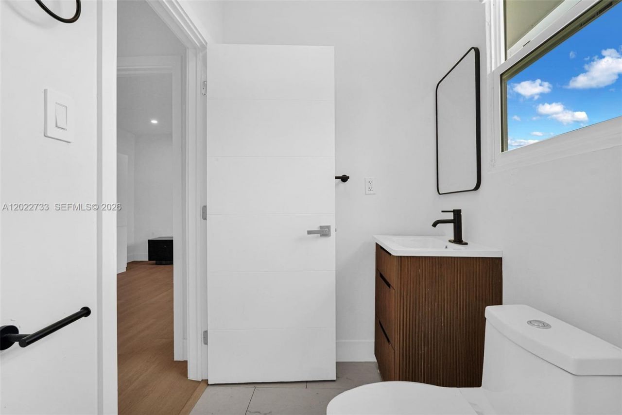 21 NE 48th St , Unit 2, Miami, FL 33137 Photo