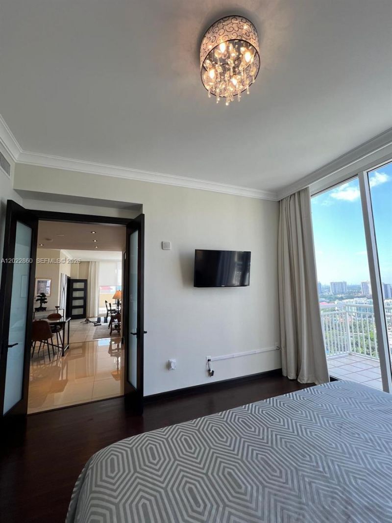 19501 W Country Club Dr, Unit TS-03, Aventura, FL 33180 Photo