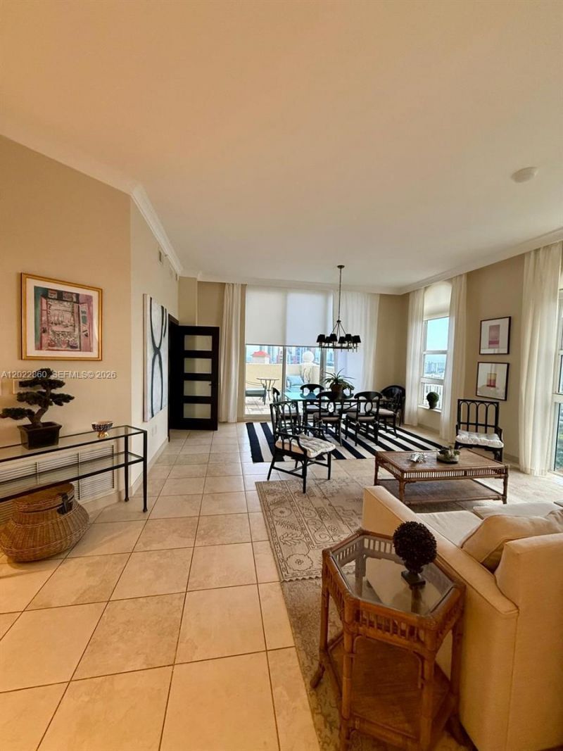 19501 W Country Club Dr, Unit TS-03, Aventura, FL 33180 Photo