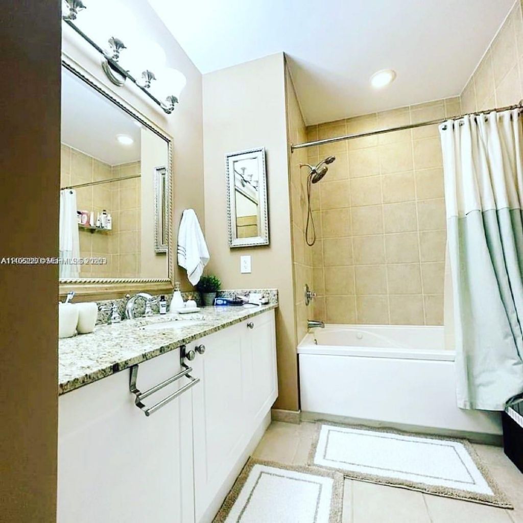 19501 W Country Club Dr , Unit TS-03, Aventura, FL 33180 Photo
