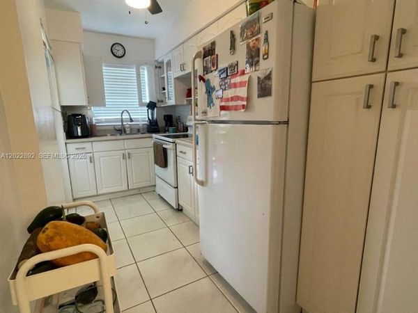 201 NE 14th Ave, Unit 5A, Hallandale Beach, FL 33009