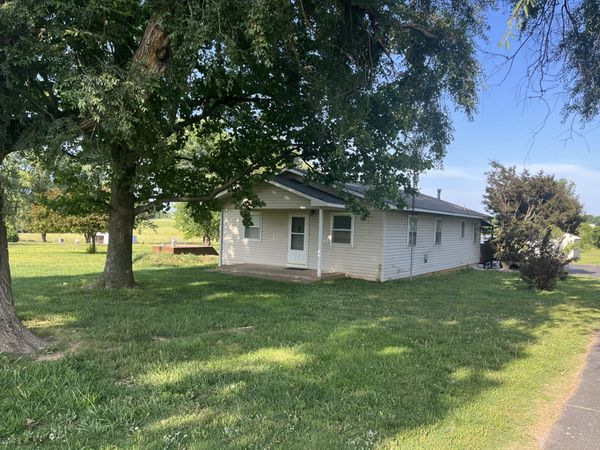 18326 Lawrence 1182 , Aurora, MO 65605