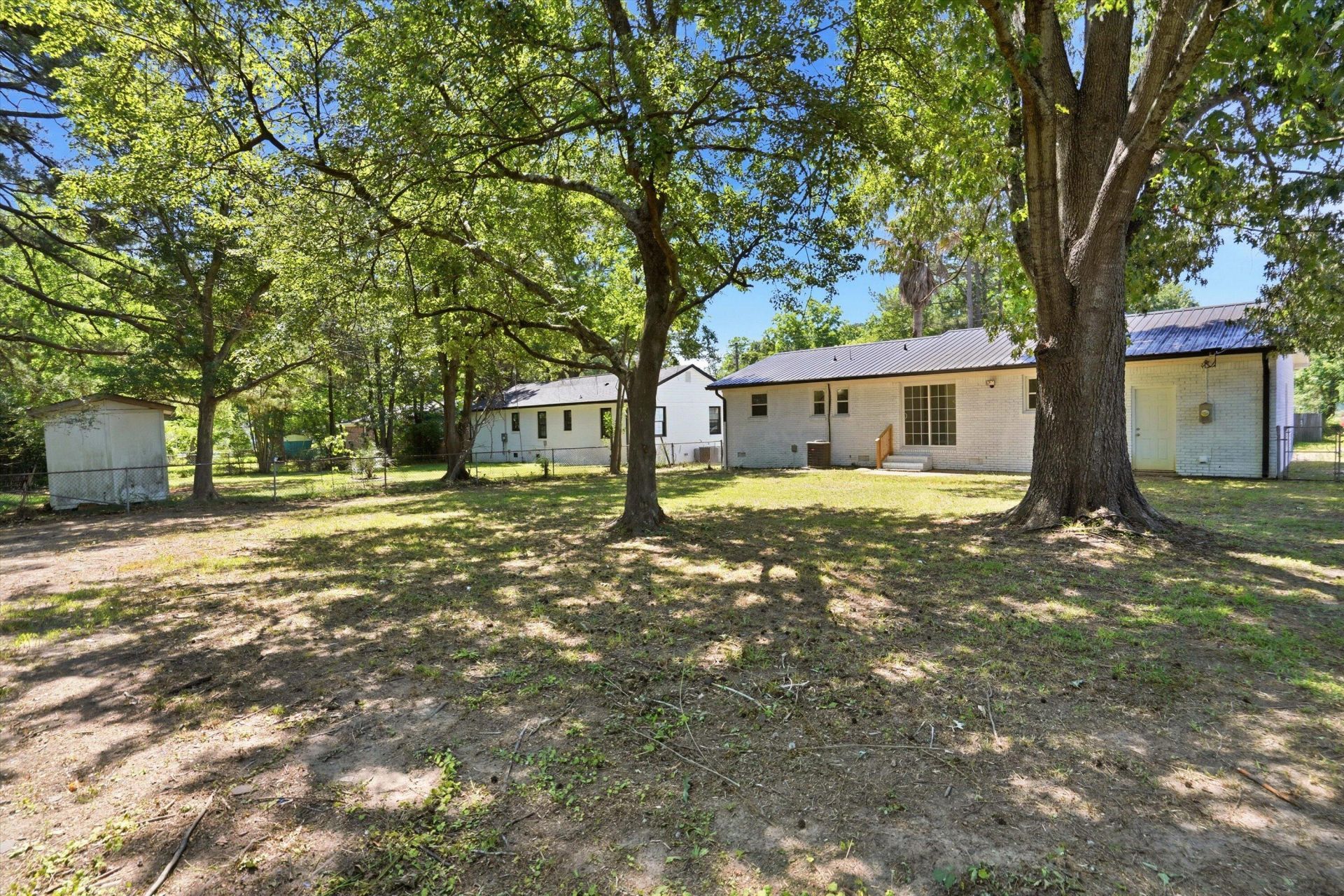 452 Madeline Drive Photo 14