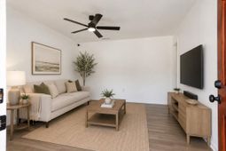 452 Madeline Drive photo 4