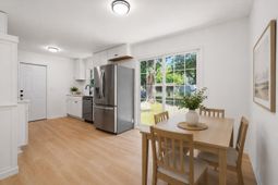 452 Madeline Drive photo 4