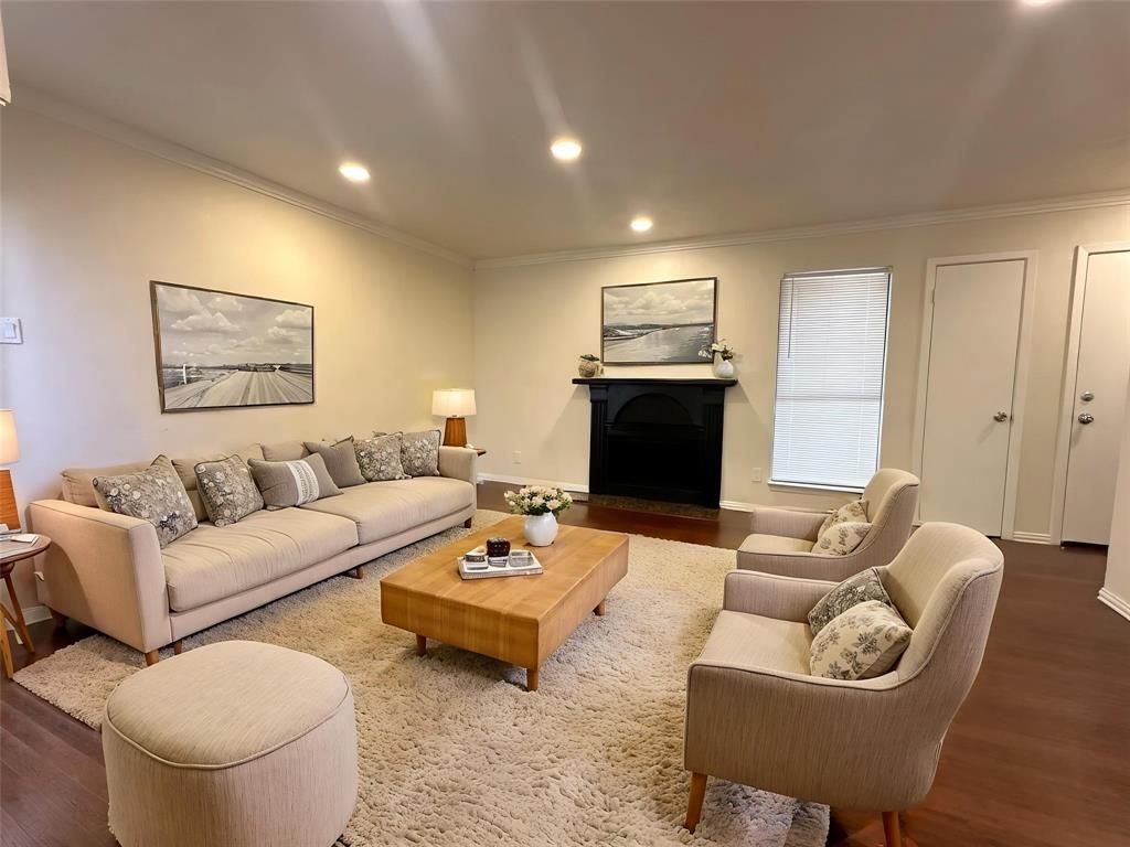 1600 Pecan Chase Circle, Unit 6, Arlington, TX 76012 Main Photo