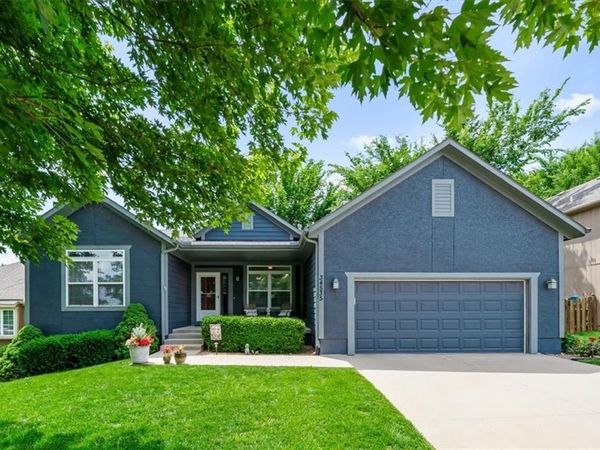 34535 W 84th Street, De Soto, KS 66018