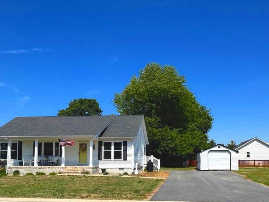 102 Barnes Court , Hurlock, MD 21643 Main Photo