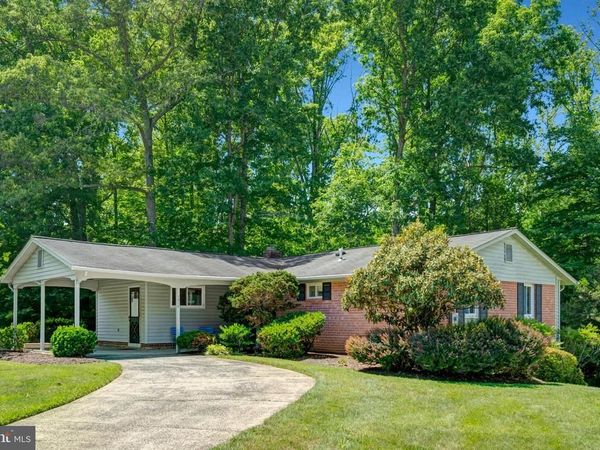 5310 GAINSBOROUGH DRIVE, FAIRFAX, VA 22032