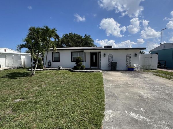2905 Buckley, Unit 1, Lake Worth, FL 33461