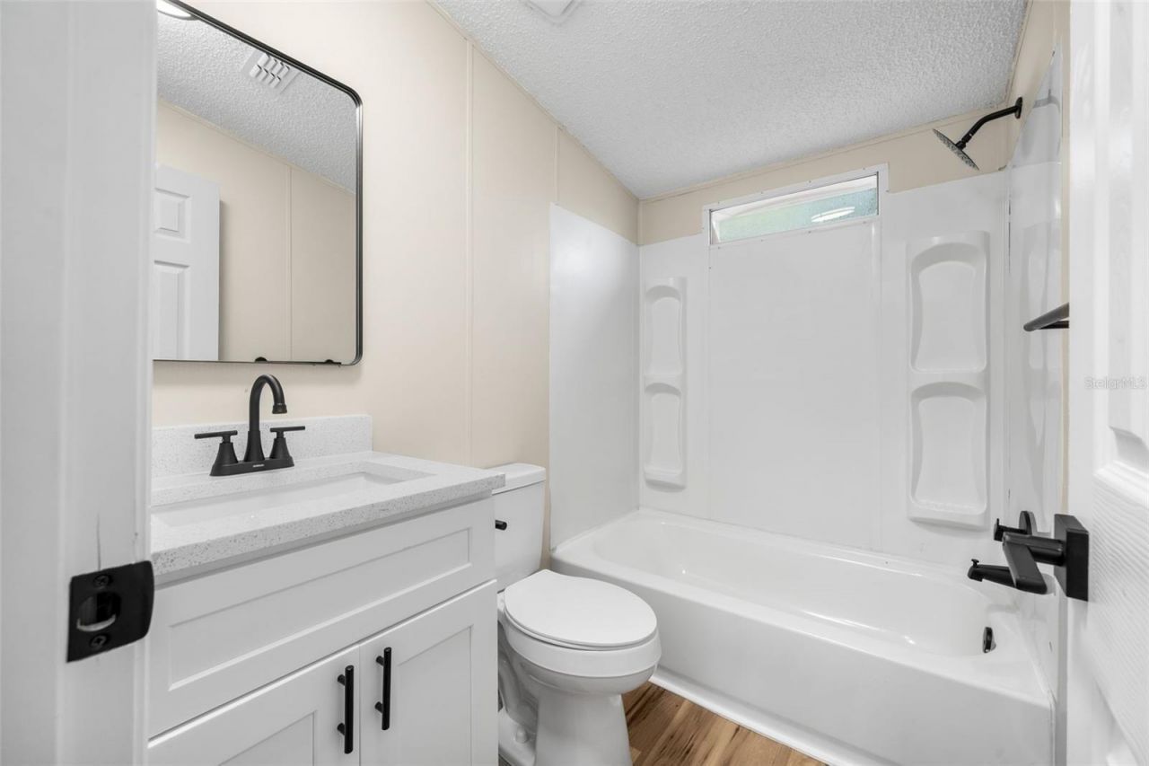 11330 NE 84th Court , Bronson, FL 32621 Photo