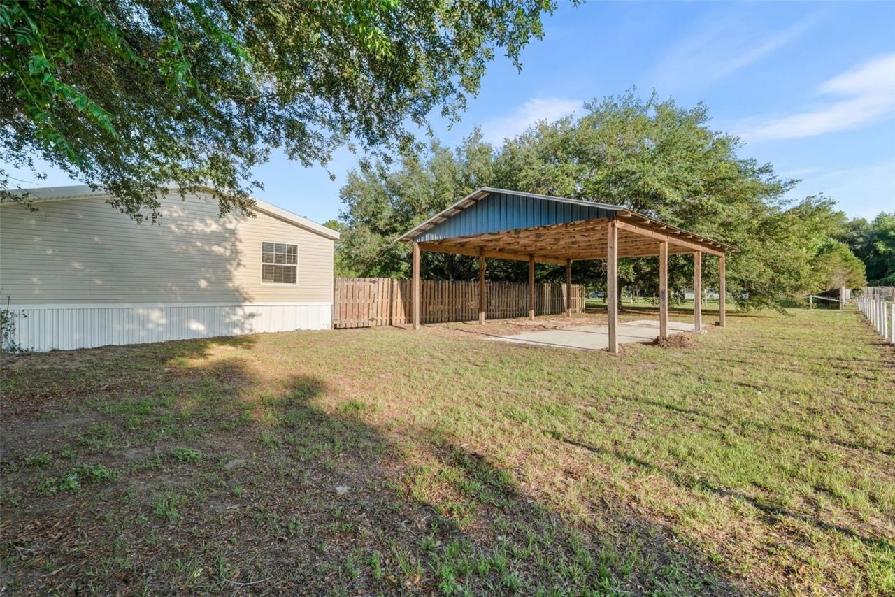 11330 NE 84th Court , Bronson, FL 32621 Photo