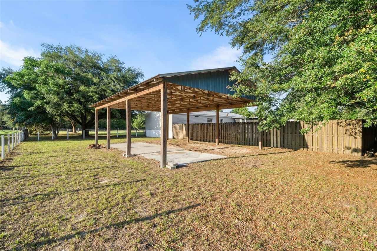 11330 NE 84th Court , Bronson, FL 32621 Photo