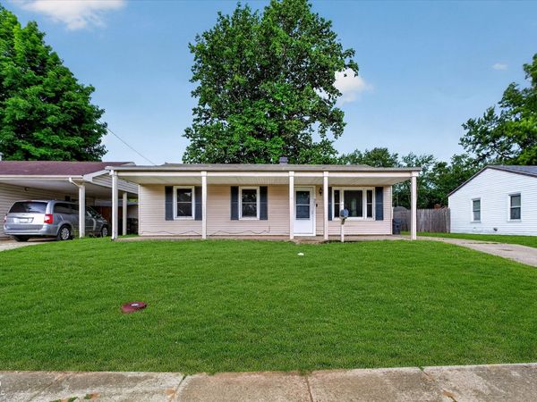 307 Crestview Court, Chesterfield, IN 46017