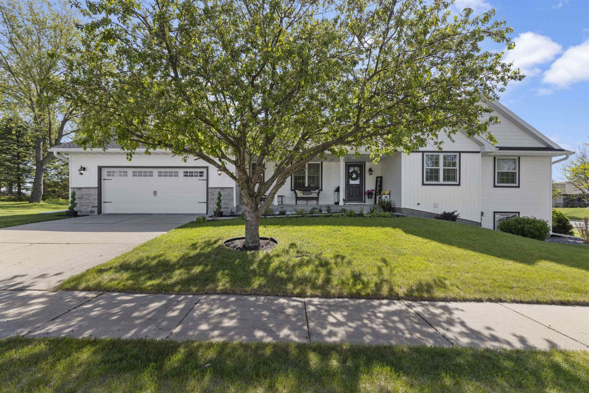 226 N 6th Street, Evansville, WI 53536 Main Photo
