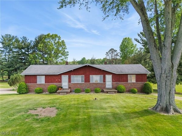 134 Center Road , New Franklin, OH 44319