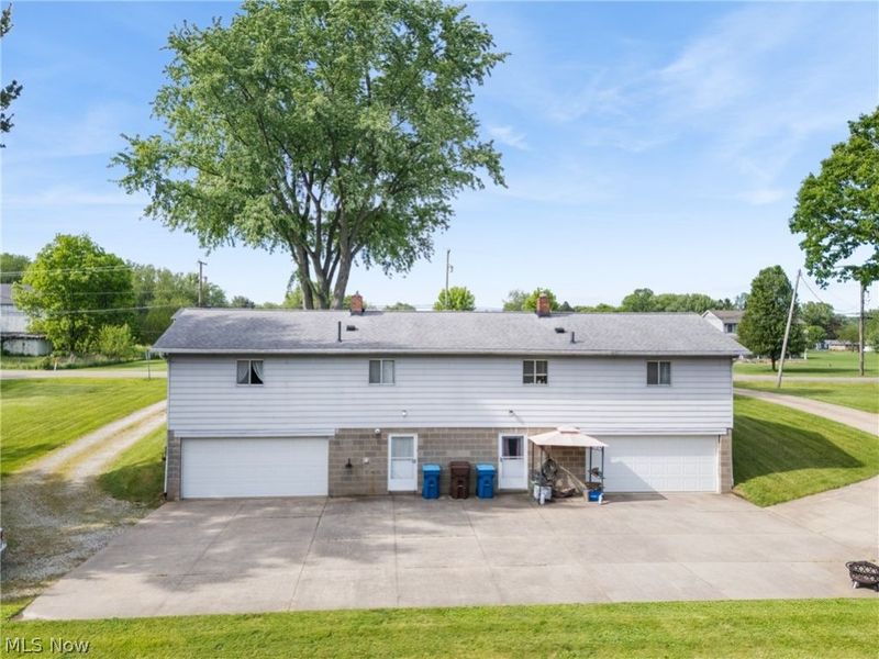 134 Center Road, New Franklin, OH 44319 Photo 6