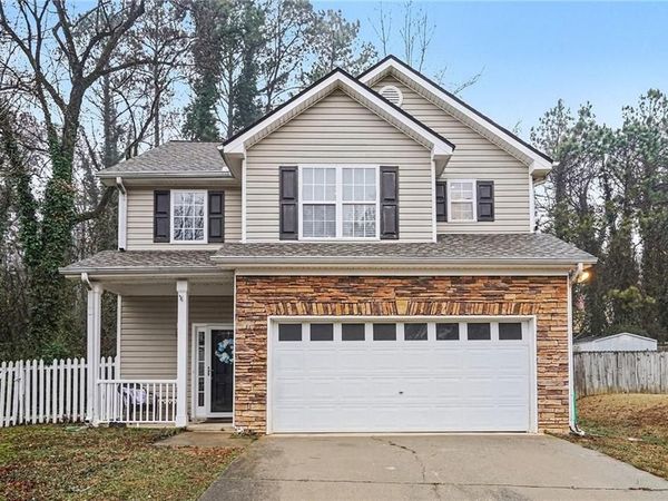 106 Lexington Parke Drive, Woodstock, GA 30189