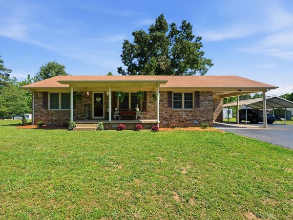 445 Bounce Dr , Savannah, TN 38372