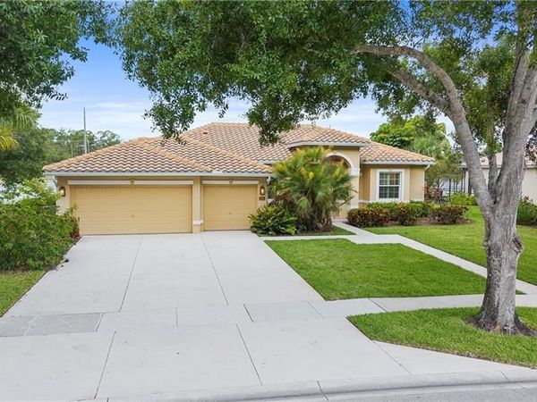 3323 Mystic River DR , NAPLES, FL 34120