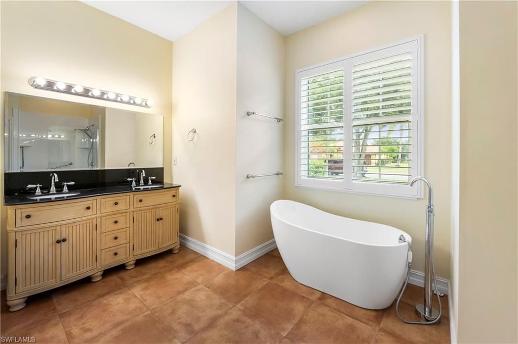 3323 Mystic River Dr, Naples, FL 34120 Photo