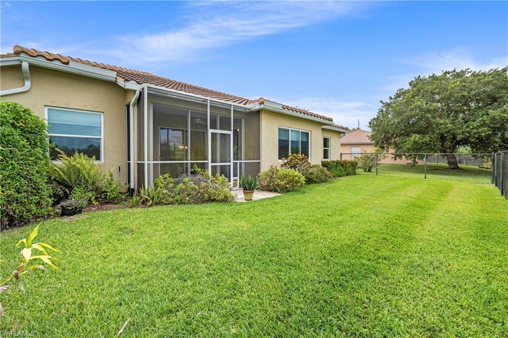 3323 Mystic River Dr, Naples, FL 34120 Photo