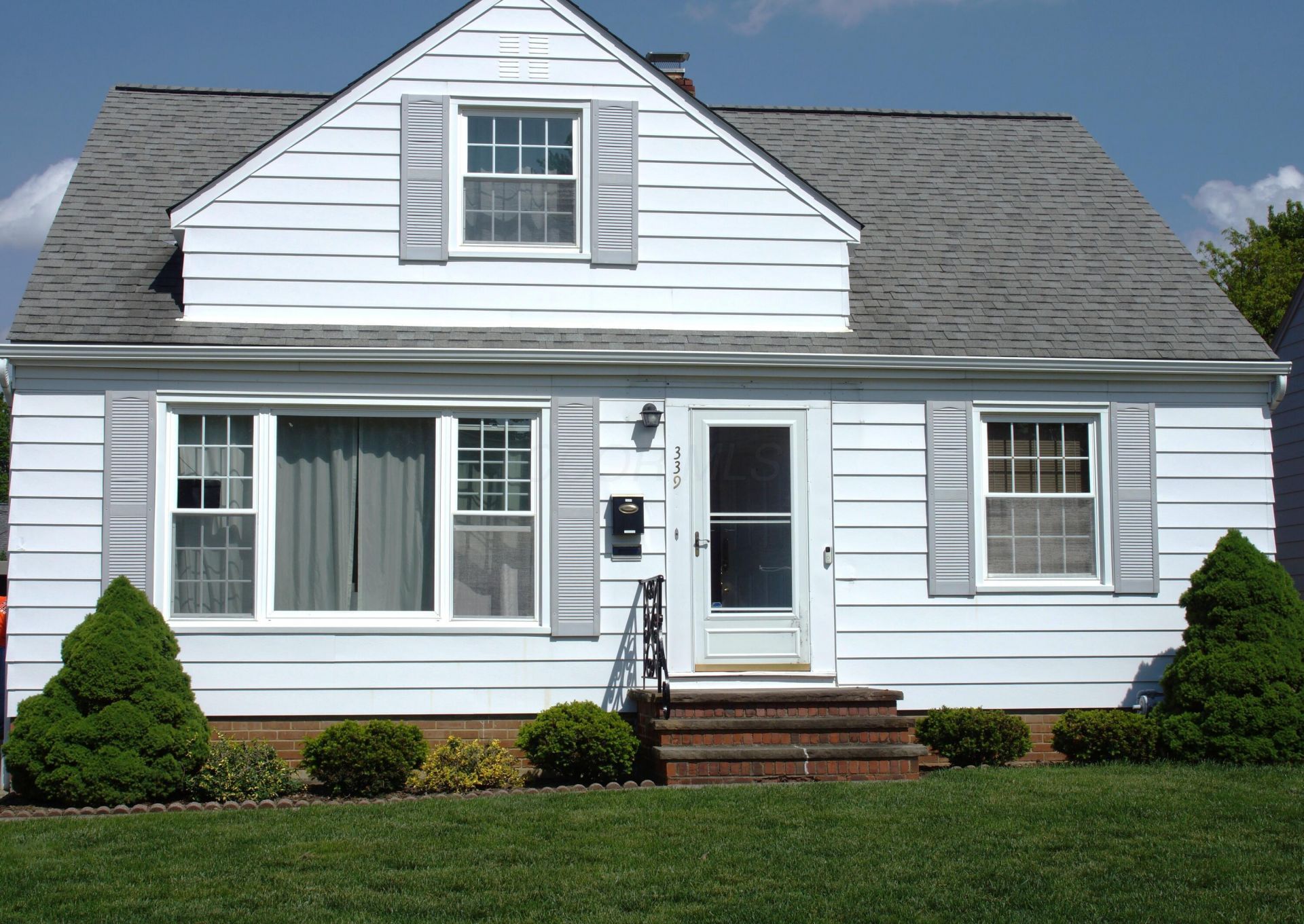 339 Blissfield Drive , Willowick, OH 44095 Main Photo