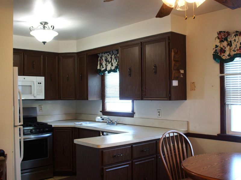 339 Blissfield Drive, Willowick, OH 44095 Photo 6
