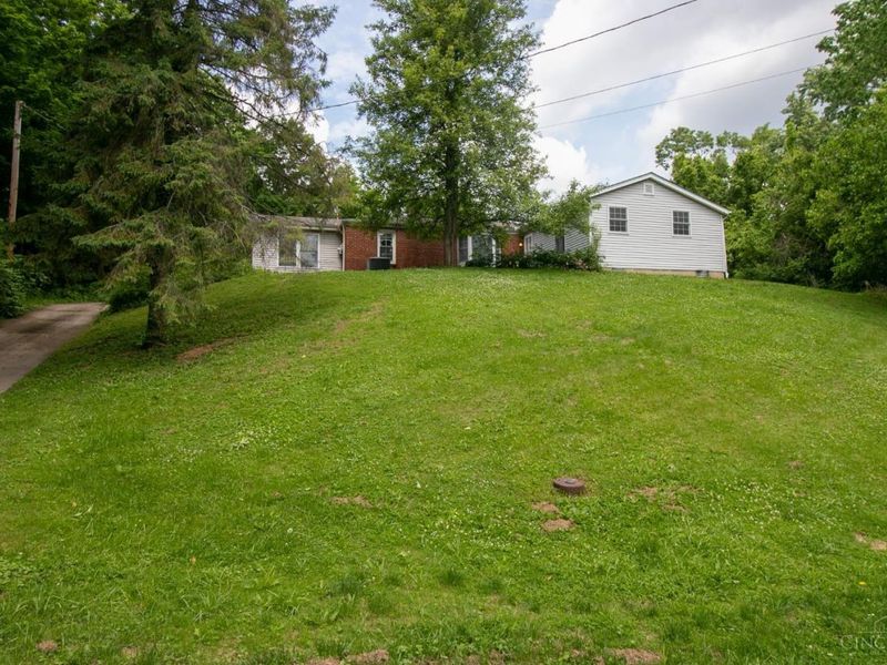 6597 Epworth Road, Loveland, OH 45140 Photo 1