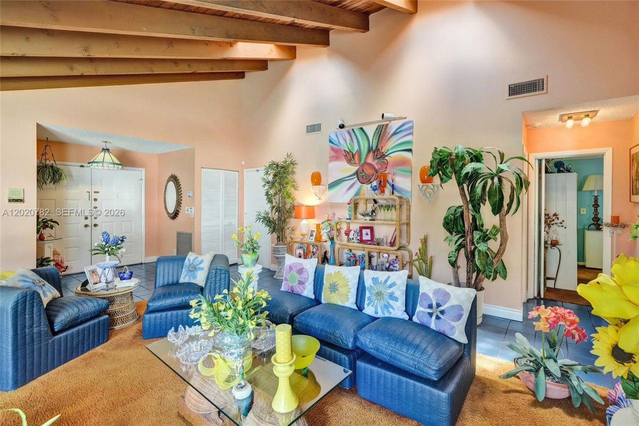 30 Cedar Rd , Hollywood, FL 33021 Photo