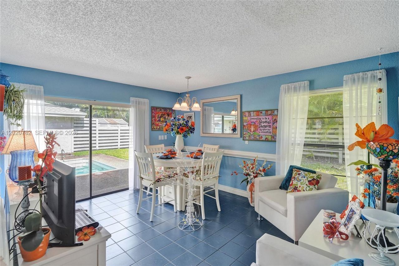 30 Cedar Rd , Hollywood, FL 33021 Photo