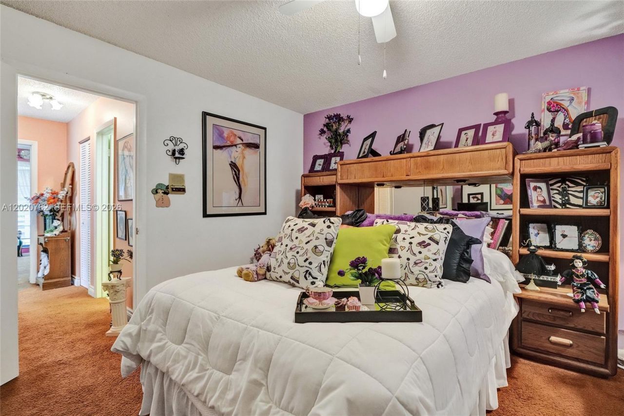 30 Cedar Rd , Hollywood, FL 33021 Photo