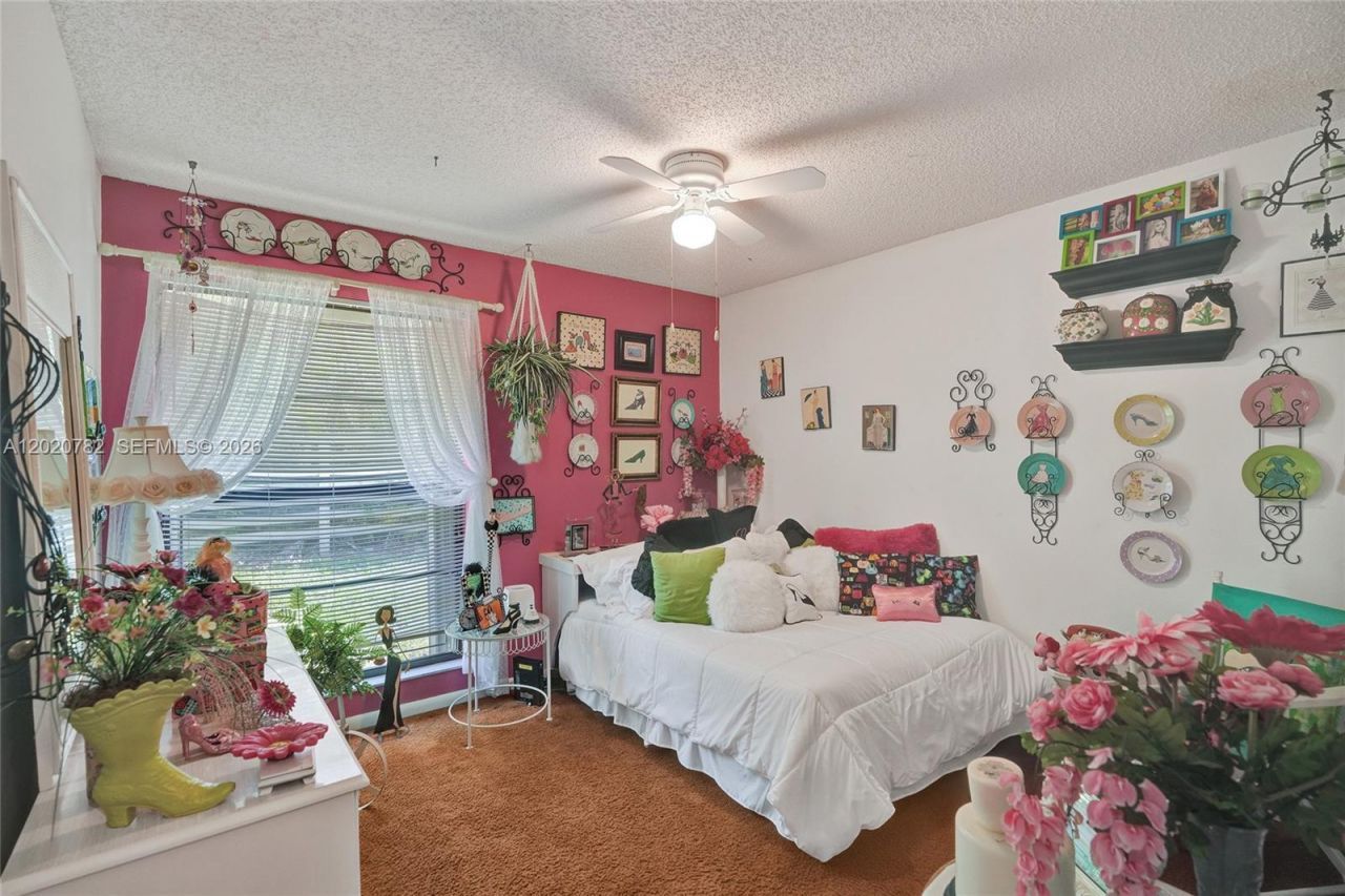 30 Cedar Rd , Hollywood, FL 33021 Photo