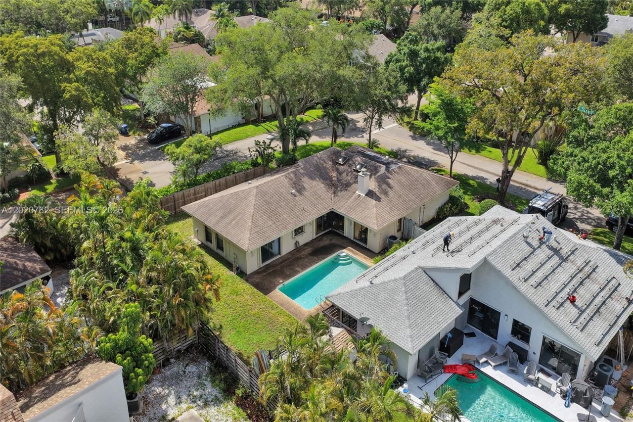 30 Cedar Rd , Hollywood, FL 33021 Photo