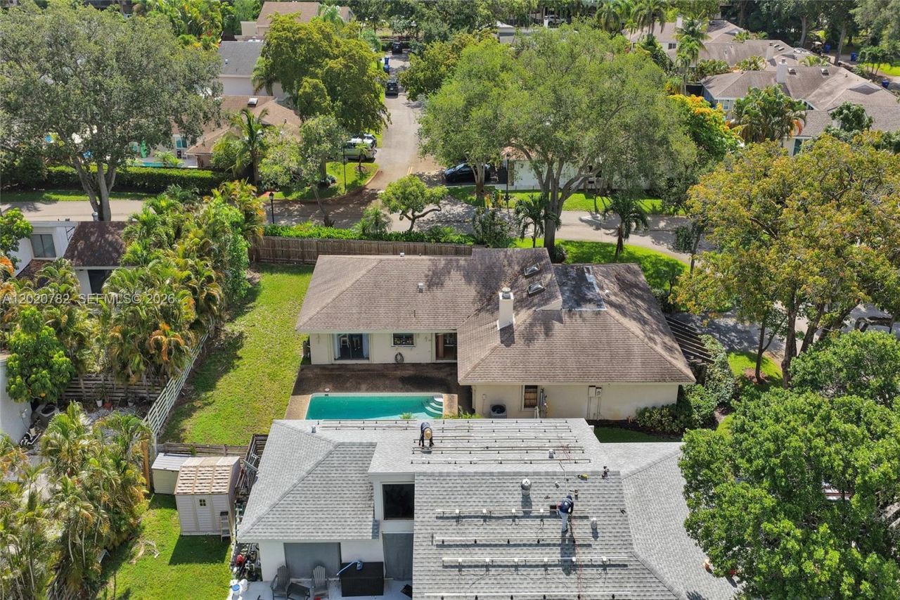 30 Cedar Rd , Hollywood, FL 33021 Photo