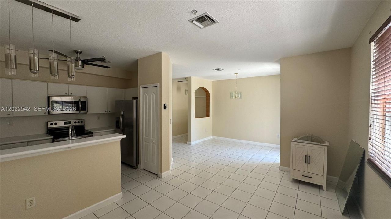 4311 SW 160th Ave , Unit 206, Miramar, FL 33027 Photo