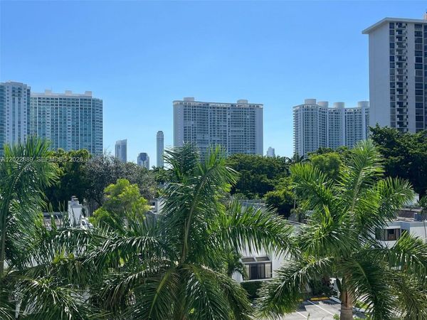 2851 NE 183rd St, Unit 405E, Aventura, FL 33160