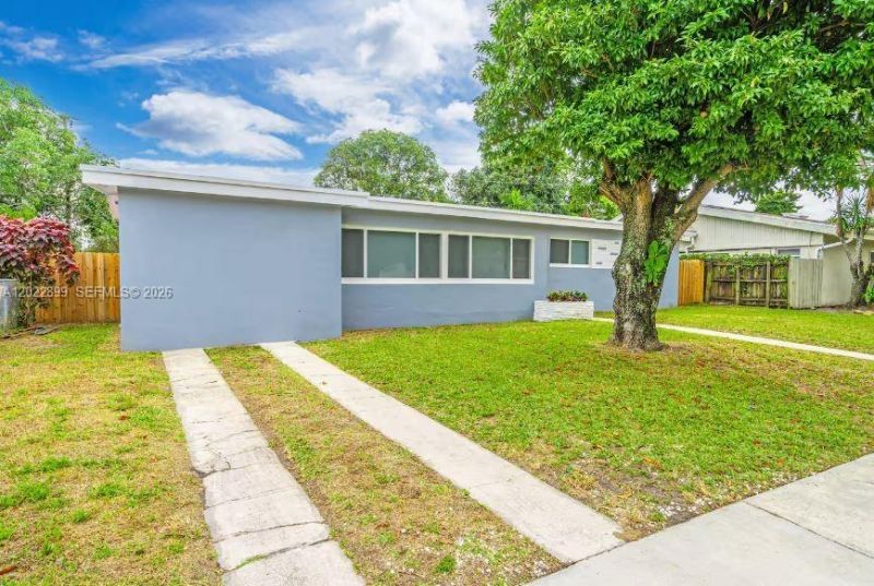 17621 NE 7th Ave , Miami, FL 33162 Photo