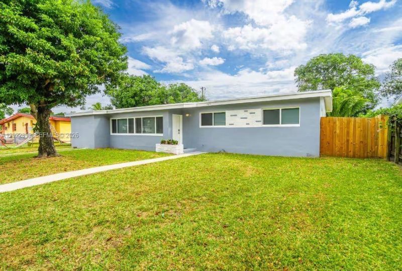 17621 NE 7th Ave , Miami, FL 33162 Photo
