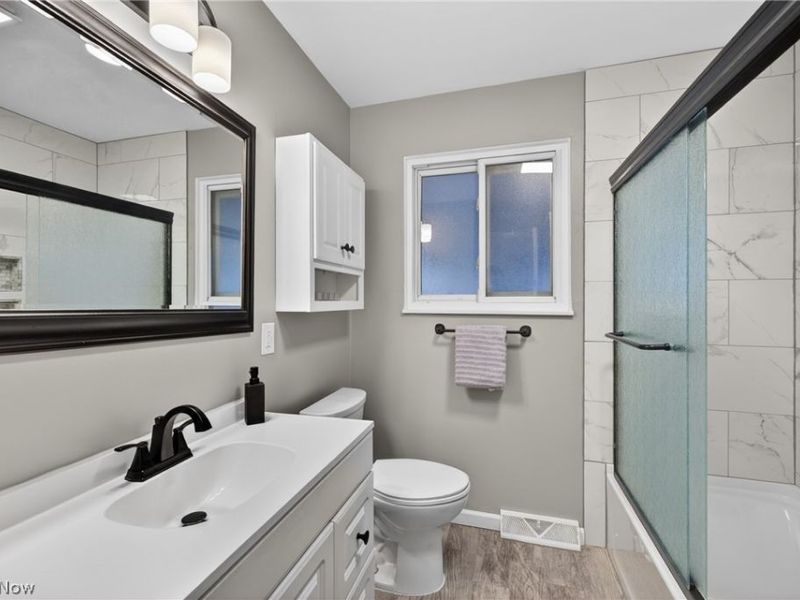 30121 Vineyard Road, Willowick, OH 44095 Photo 25