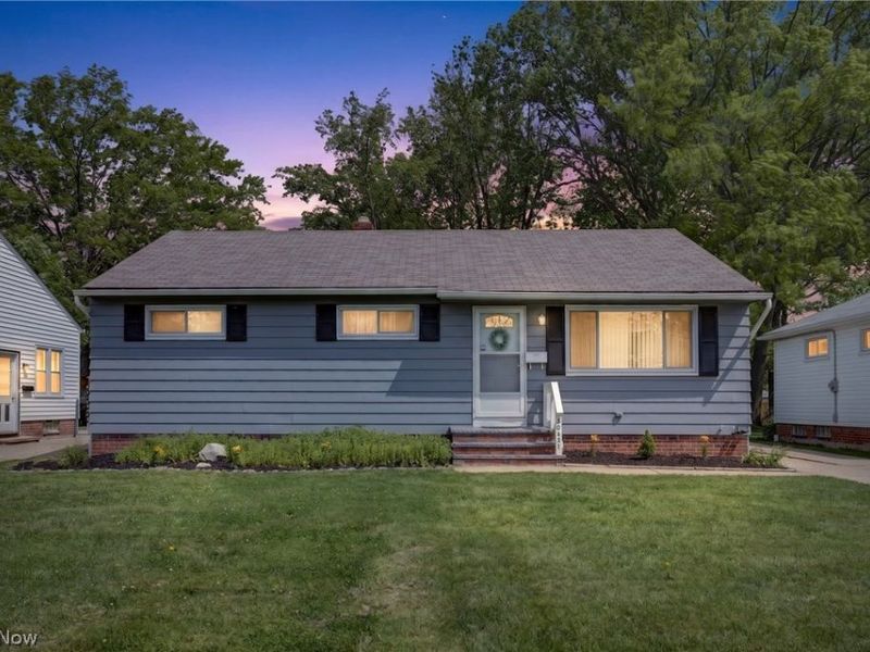 30121 Vineyard Road, Willowick, OH 44095 Photo 3