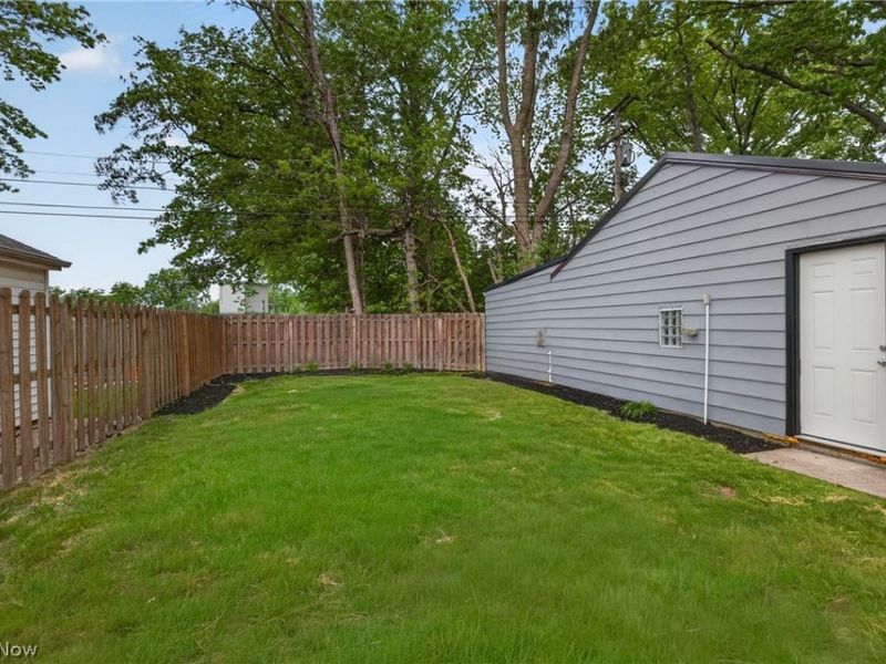 30121 Vineyard Road, Willowick, OH 44095 Photo 43