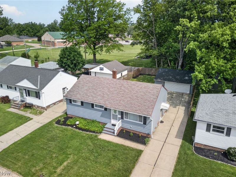 30121 Vineyard Road, Willowick, OH 44095 Photo 5