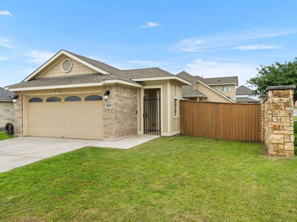 100 Arabian Colt DR, Georgetown, TX 78626