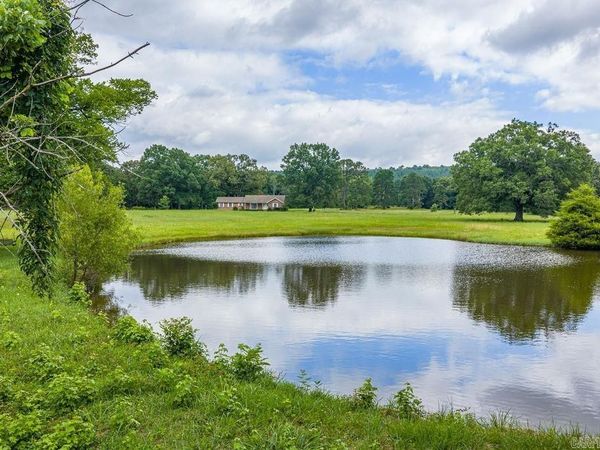 1114 W Gum Log Road, Russellville, AR 72802